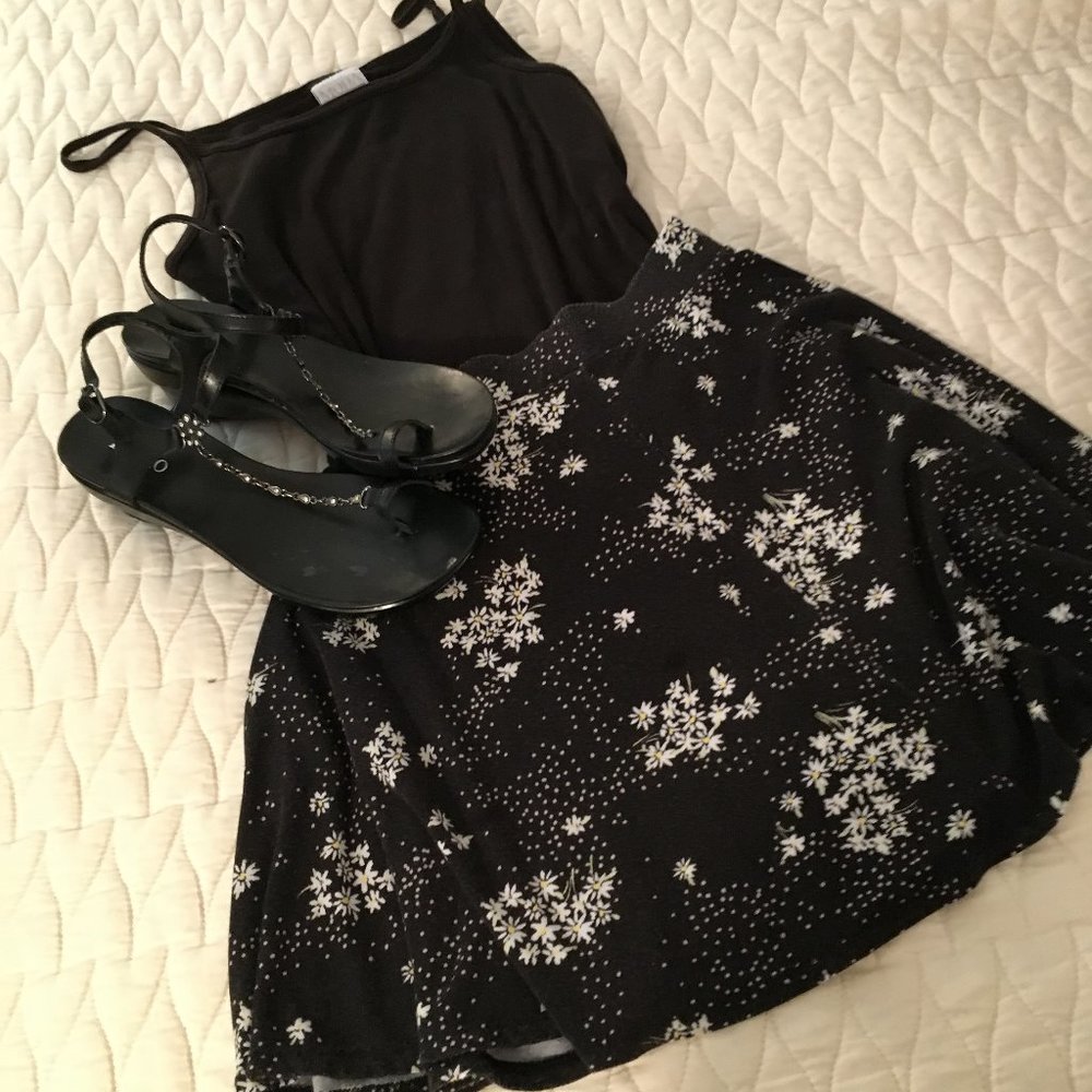 3 for $20 Sale: So Black Floral Skater Skirt
